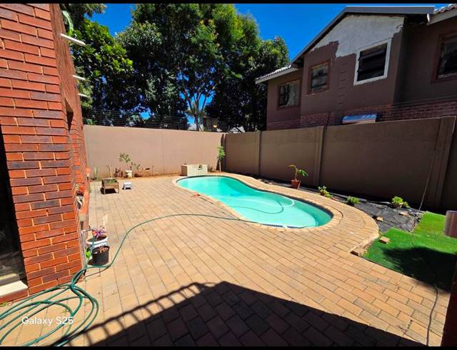 4 BEDROOM PROPERTY TO RENT IN WATERKLOOF RIDGE